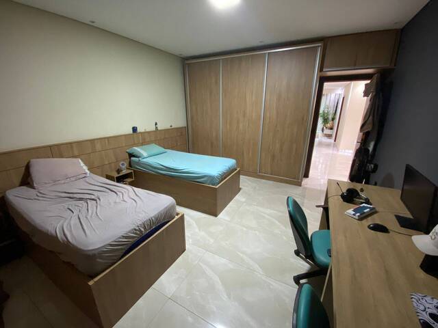 Casa para Venda em Contagem - 4